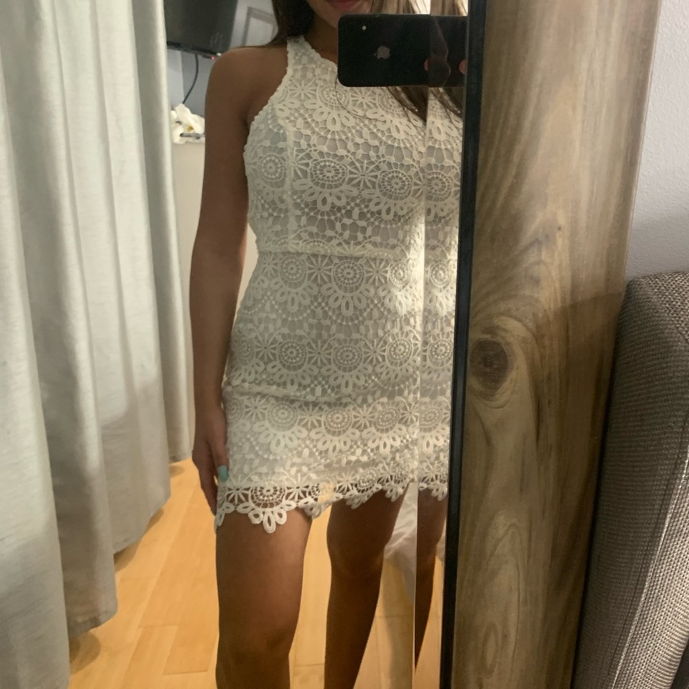 White lace dress